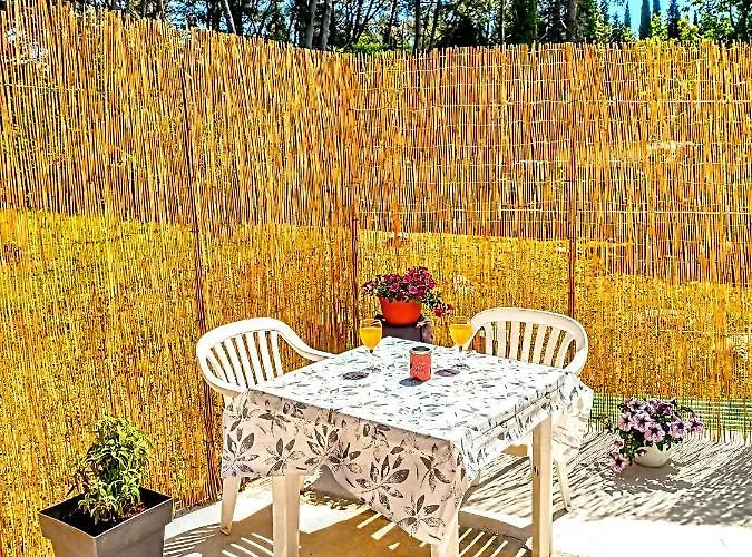 Pampas Studio, Self Check-in Пореч